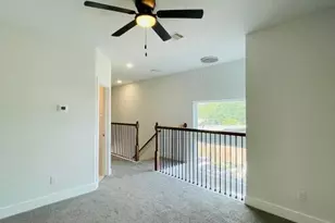 8125 St Louis St, Houston, TX 77028 - Photo 10