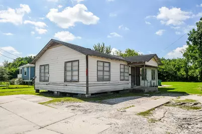 6024 Collingsworth Street #2, Houston, TX 77026 - Photo 2