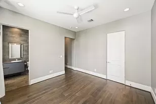 11119 Savannah Oaks Ln, Houston, TX 77043 - Photo 22