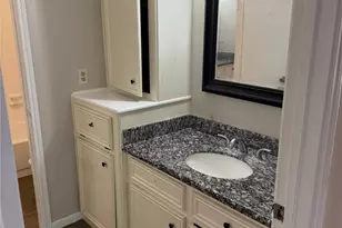 11500 Meadow Ln, Houston, TX 77477 - Photo 12