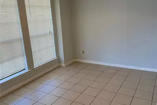 11500 Meadow Ln, Houston, TX 77477 - Photo 4