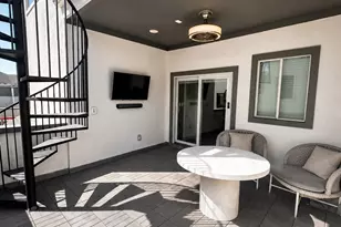 2211 Worthington St, Dallas, TX 75204 - Photo 30