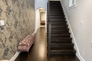 2211 Worthington St, Dallas, TX 75204 - Photo 2
