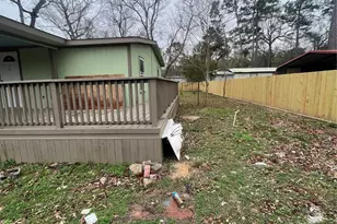 17750 Dean Ct, Conroe, TX 77302 - Photo 10