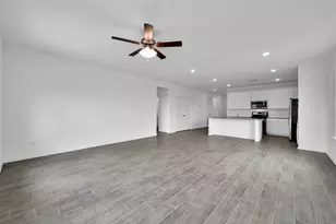 9699 Caney Trails Rd, Conroe, TX 77303 - Photo 6