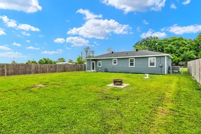 15410 San Jacinto Street, Hamshire, TX 77622 - Photo 34