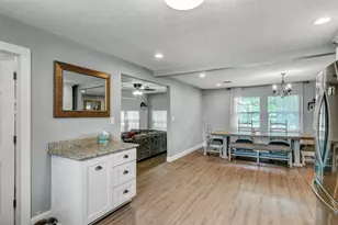 15410 San Jacinto St, Hamshire, TX 77622 - Photo 14