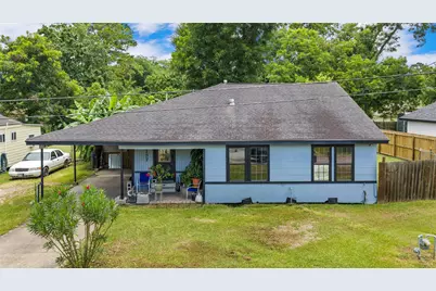 137 Shady Lane, West Columbia, TX 77486 - Photo 2