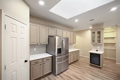 2327 Carriage Run E, Conroe, TX 77384 - Photo 12