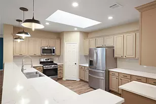 2327 Carriage Run E, Conroe, TX 77384 - Photo 10