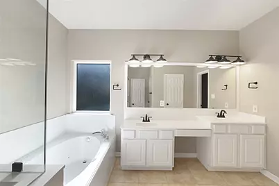 2327 Carriage Run E, Conroe, TX 77384 - Photo 20