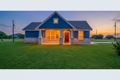 497 Arrowhead Drive, Palacios, TX 77465 - Photo 2
