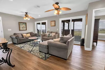 2238 & 2235 Hwy 87, Gilchrist, TX 77617 - Photo 10