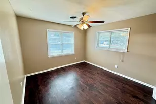 1608 Michael St, El Campo, TX 77437 - Photo 16