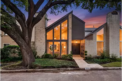 9592 Doliver Drive, Houston, TX 77063 - Photo 2