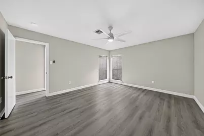 9592 Doliver Drive, Houston, TX 77063 - Photo 34