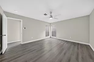 9592 Doliver Dr, Houston, TX 77063 - Photo 34