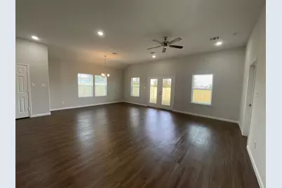 1055 Road 5736, Cleveland, TX 77327 - Photo 6