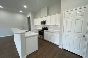 1055 Rd 5736, Cleveland, TX 77327 - Photo 8