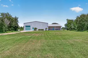 22610 Cessna Rd, Needville, TX 77461 - Photo 4