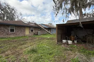 227 County Rd 912A, Brazoria, TX 77422 - Photo 8