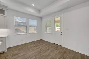 18602 Eastwood Rdg Ct, Crosby, TX 77532 - Photo 14