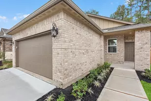 2010 W Darlington Oak Ct, Conroe, TX 77304 - Photo 6