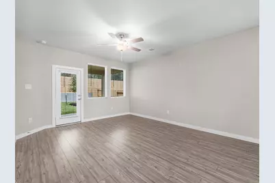 2010 W Darlington Oak Court, Conroe, TX 77304 - Photo 8