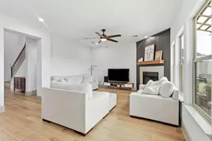 4909 E Meadow Dr, Deer Park, TX 77536 - Photo 8