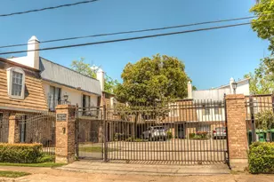 12 Hyde Park Blvd, Houston, TX 77006 - Photo 2