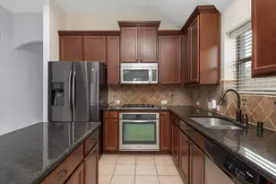 11619 Beckton Cypress Dr, Tomball, TX 77377 - Photo 10