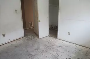 4122 Belgrade Dr, Houston, TX 77045 - Photo 12
