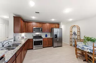 410 Thistle Thorn Dr, The Woodlands, TX 77382 - Photo 10