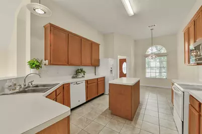 313 Arbor Circle, League City, TX 77573 - Photo 12
