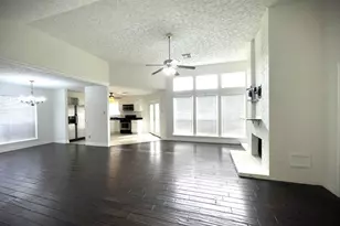 15734 Roxton Ridge Dr, Webster, TX 77598 - Photo 6