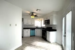15734 Roxton Ridge Dr, Webster, TX 77598 - Photo 12