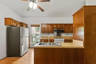 717 E Houston Ave, Crockett, TX 75835 - Photo 12