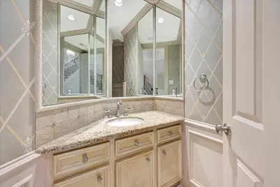 15134 Blossom Bay Drive, Houston, TX 77059 - Photo 26