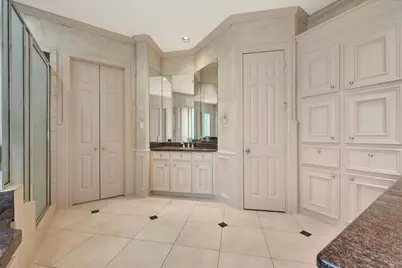 15134 Blossom Bay Drive, Houston, TX 77059 - Photo 32
