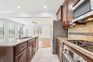 1114 Beall Landing Ct, Houston, TX 77008 - Photo 18