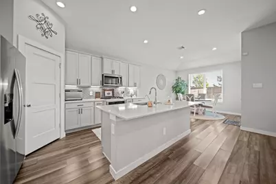 13316 Bear Creek Court, Conroe, TX 77384 - Photo 10