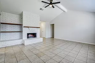 9842 Shell Rock Rd, La Porte, TX 77571 - Photo 4