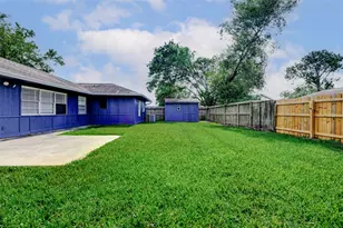 9842 Shell Rock Rd, La Porte, TX 77571 - Photo 22