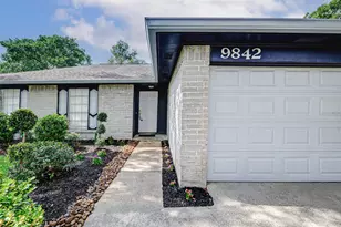 9842 Shell Rock Rd, La Porte, TX 77571 - Photo 1
