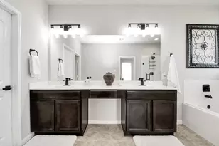 2708 Ahnya Ln, League City, TX 77573 - Photo 10