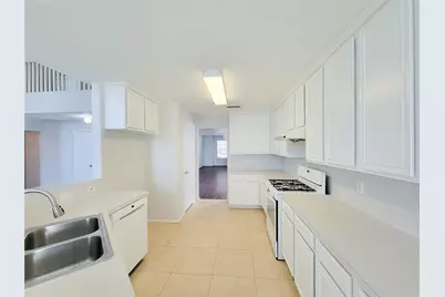 19726 Lindenfield Court, Katy, TX 77449 - Photo 16