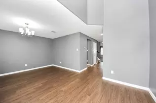 9726 Shimmering Lakes Dr, Rosharon, TX 77583 - Photo 6