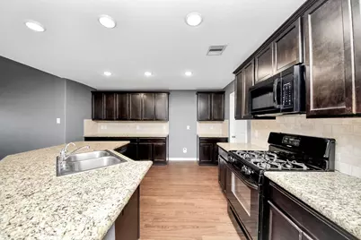 9726 Shimmering Lakes Drive, Rosharon, TX 77583 - Photo 10