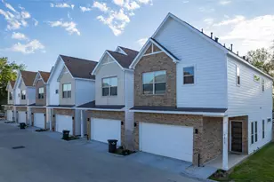 305 Chobani Ln, Houston, TX 77091 - Photo 4