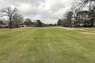 8426 Hunters Village Dr, Humble, TX 77346 - Photo 36